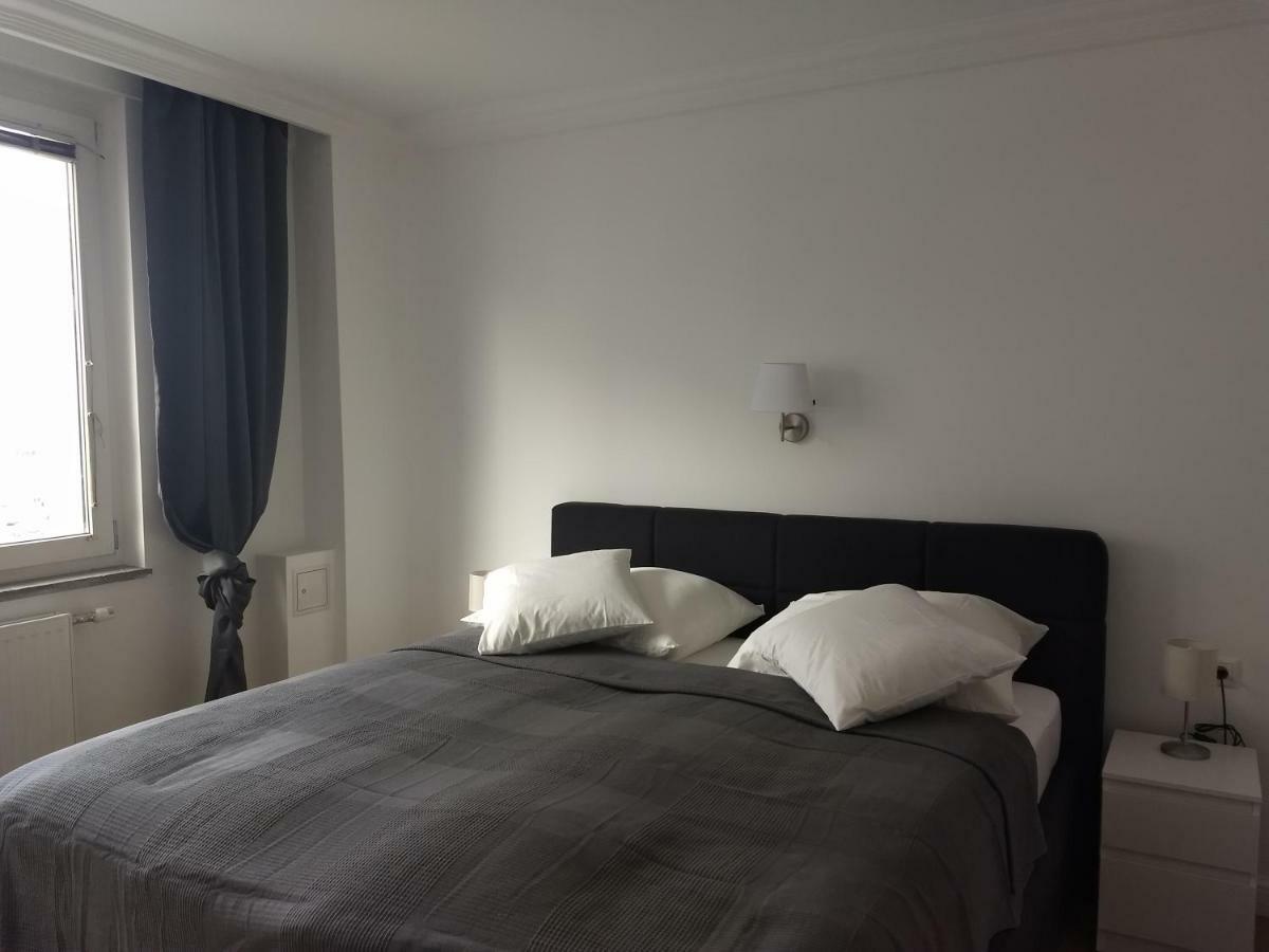 Rema Ferienwohnung Schwedenplatz Vienna Esterno foto