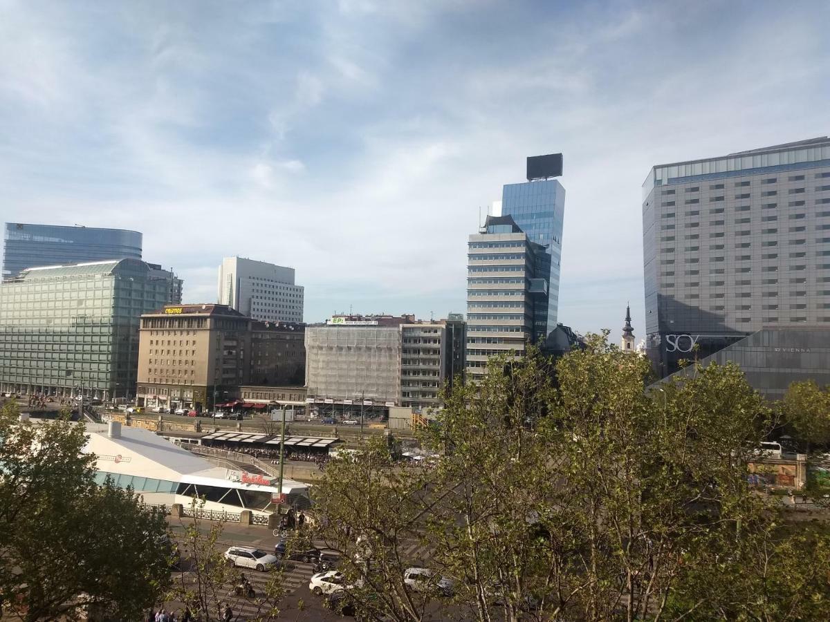 Rema Ferienwohnung Schwedenplatz Vienna Esterno foto